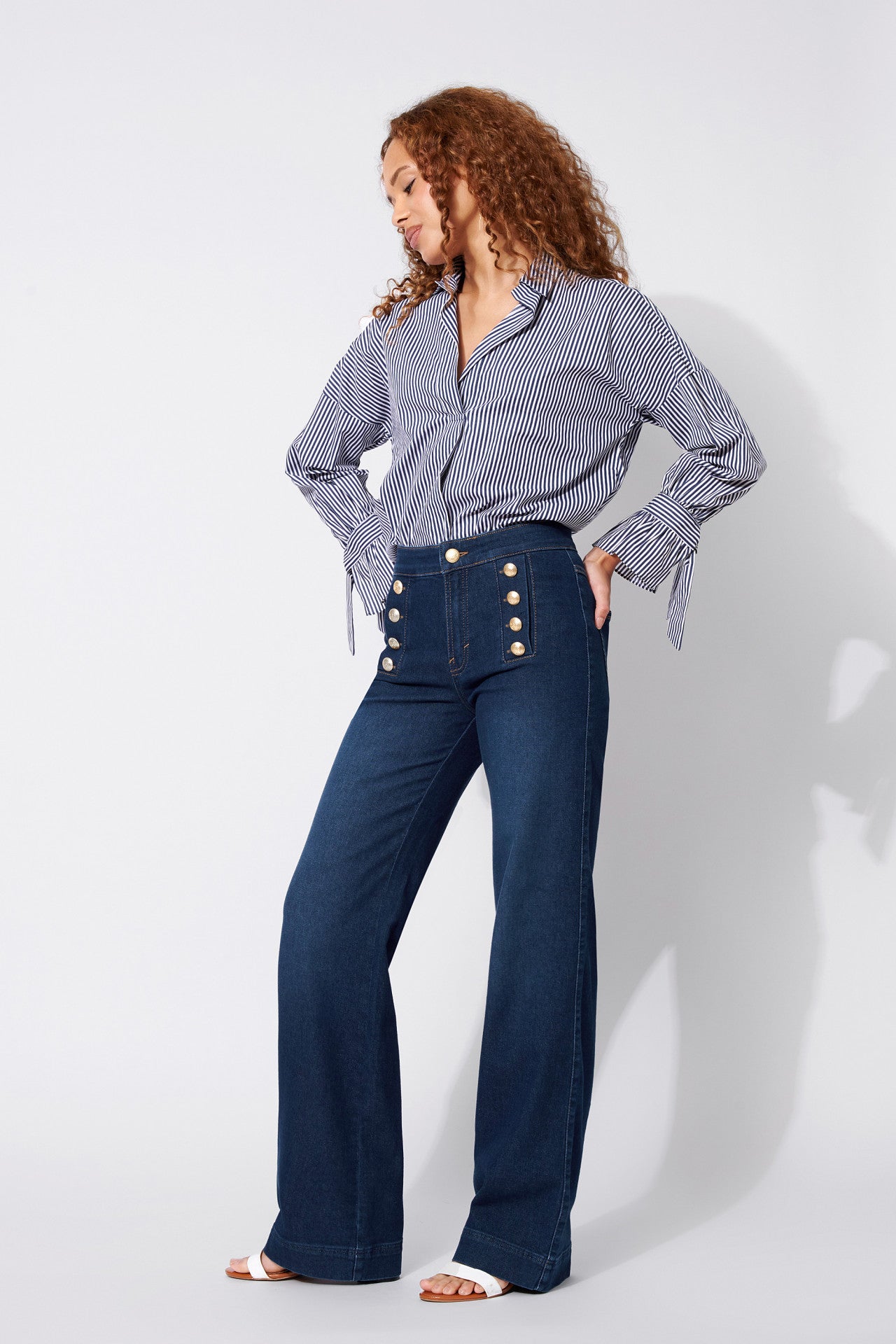 Bootcut Wide-leg Jean