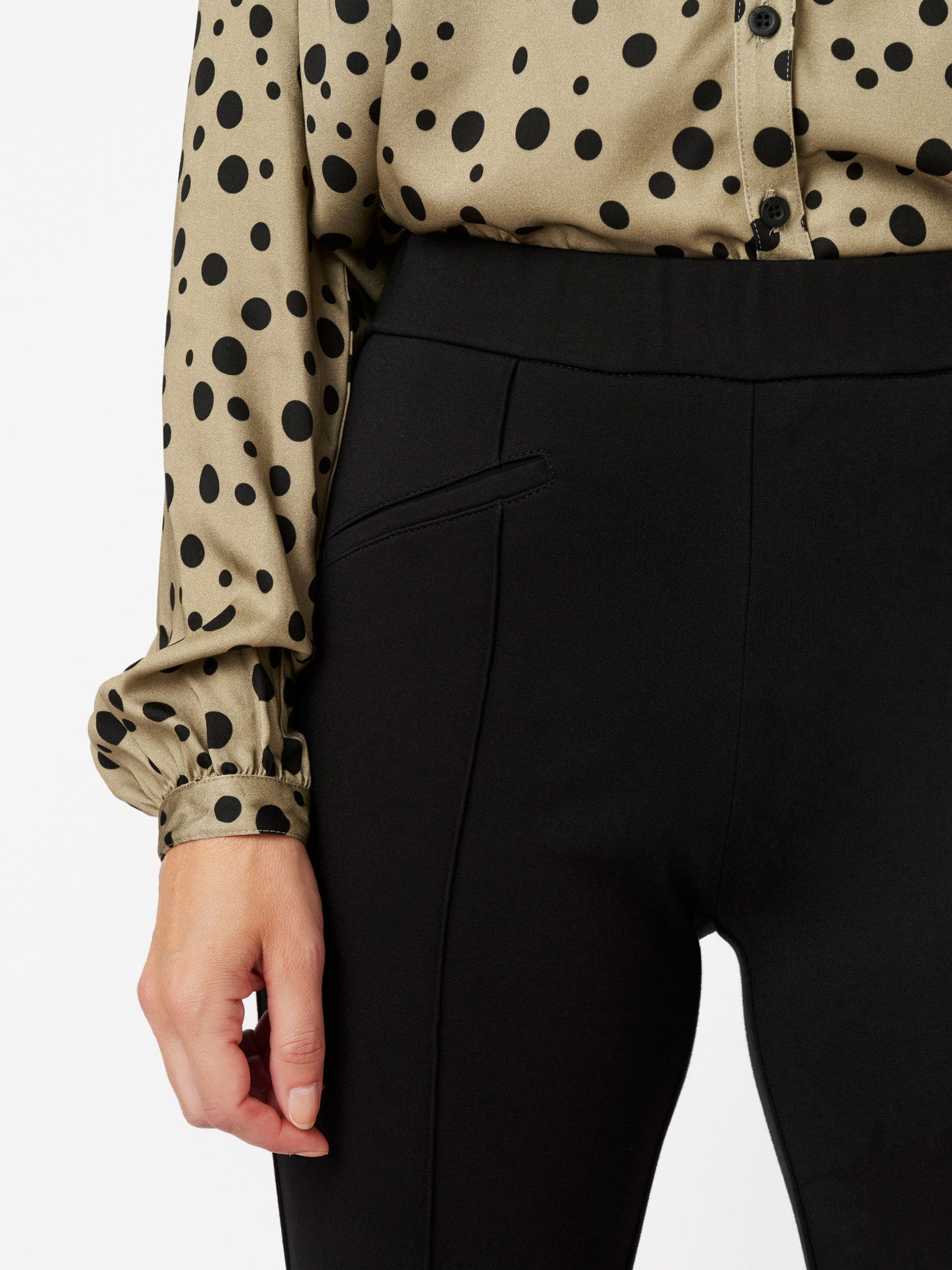 Cropped Cotton Knit Pull-On Pant