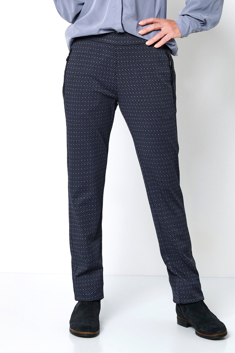 Abstract Patterned Zip Pocket Pant