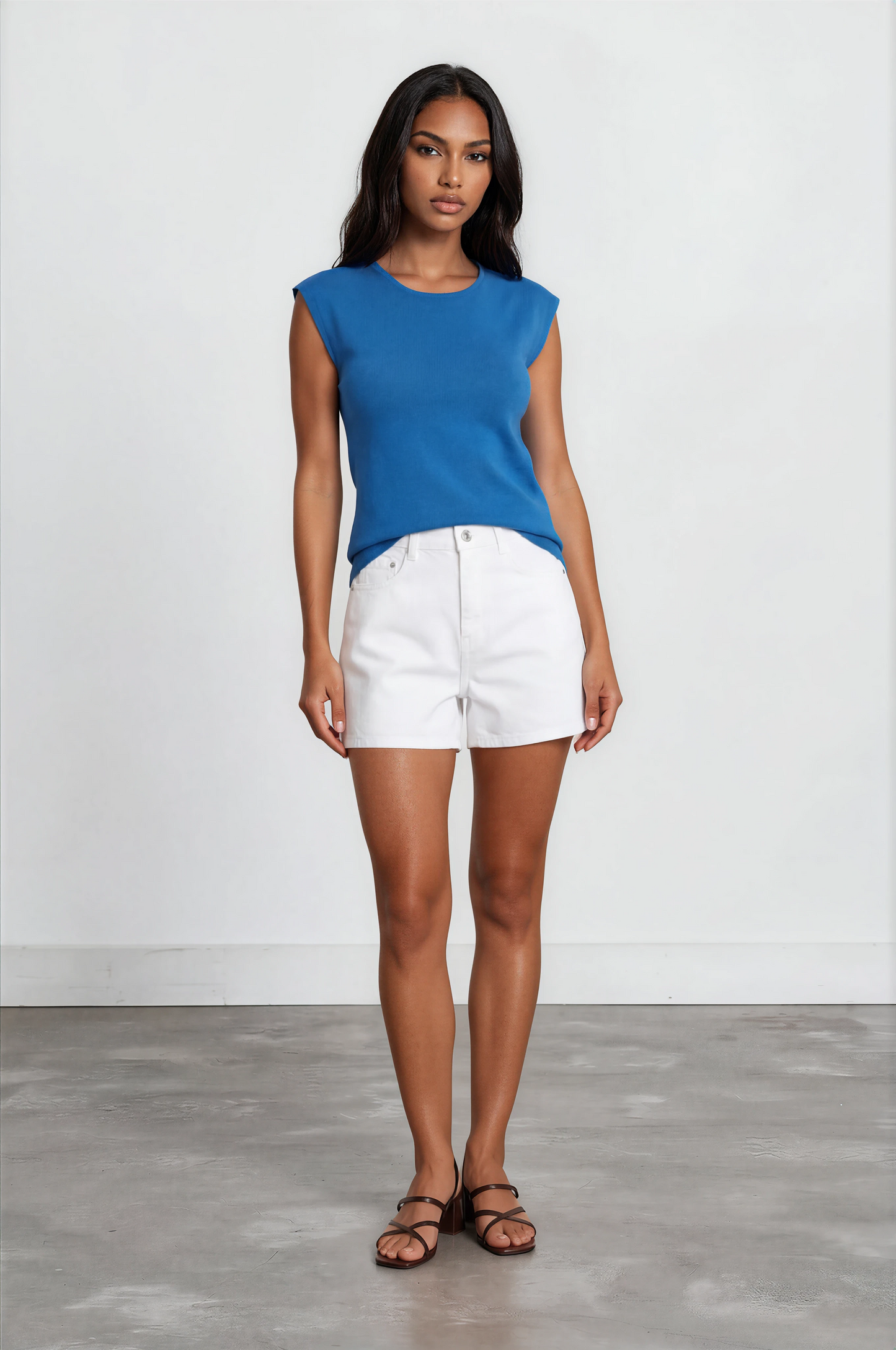 Sleeveless Round Neck Top