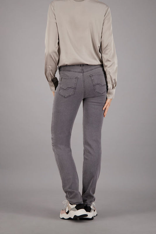 Diamond Denim Straight Jean