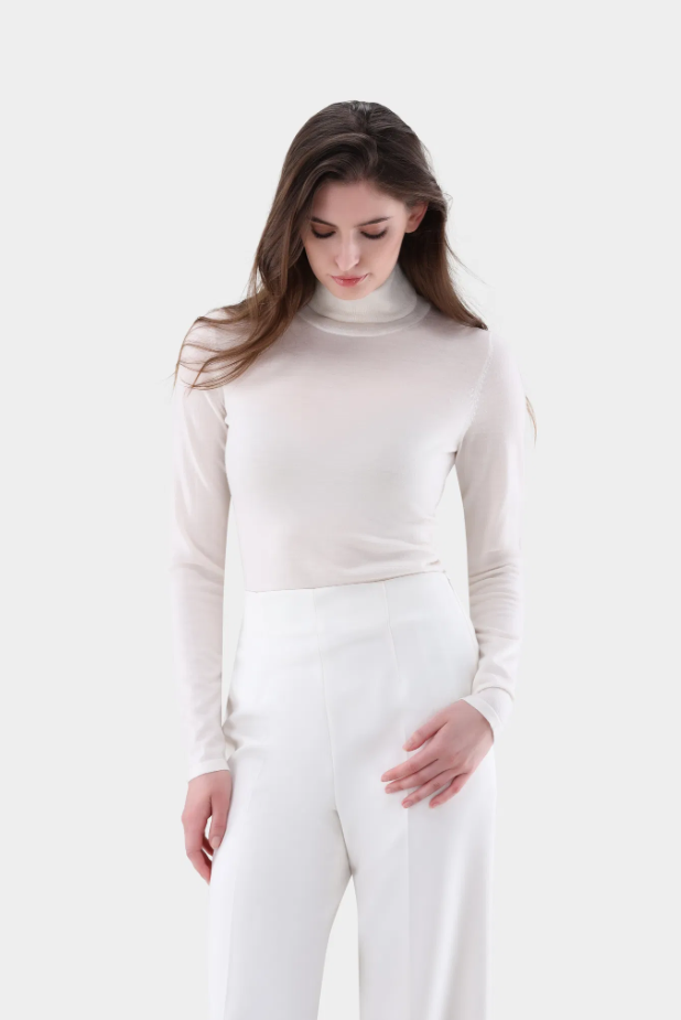 Ultra-Fine Merinos Wool Turtleneck