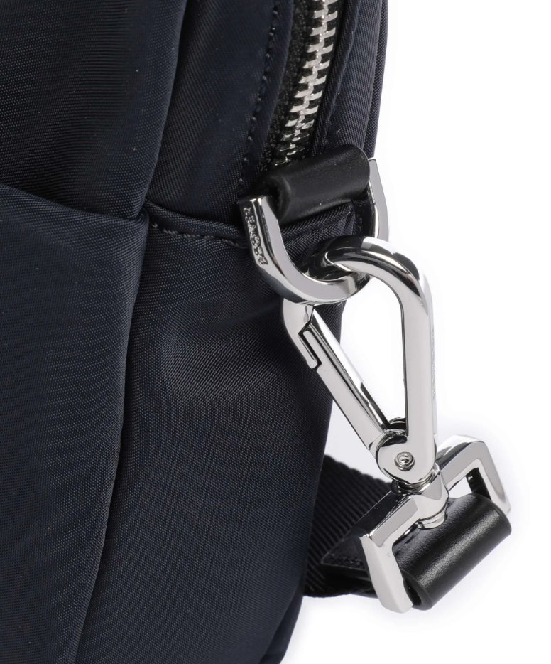 Clutch-Style Luxe Shoulderbag