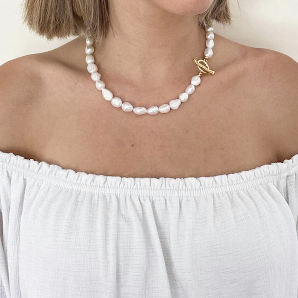 Short Freshwater Pearl Necklace