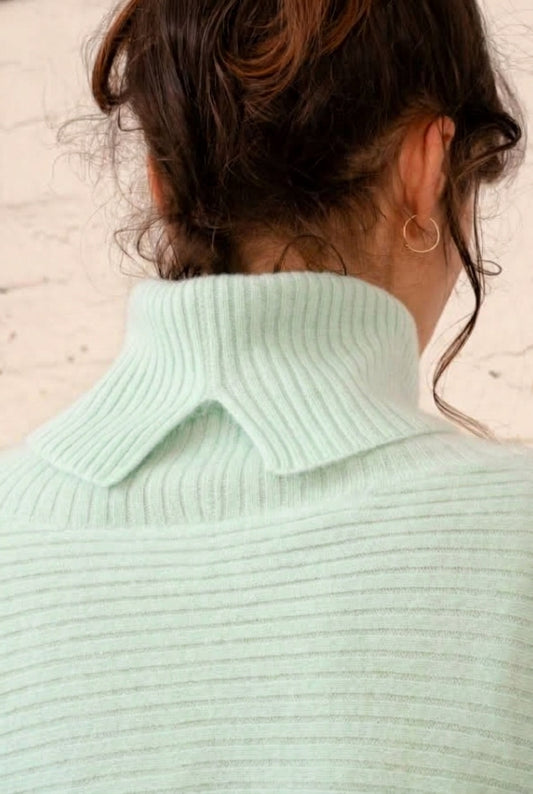 Roll-Neck Cocoon Cashmere Sweater