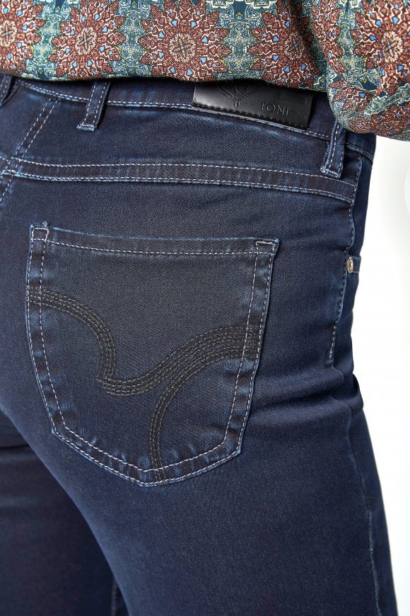 Perfect Shape Straight Leg Jean