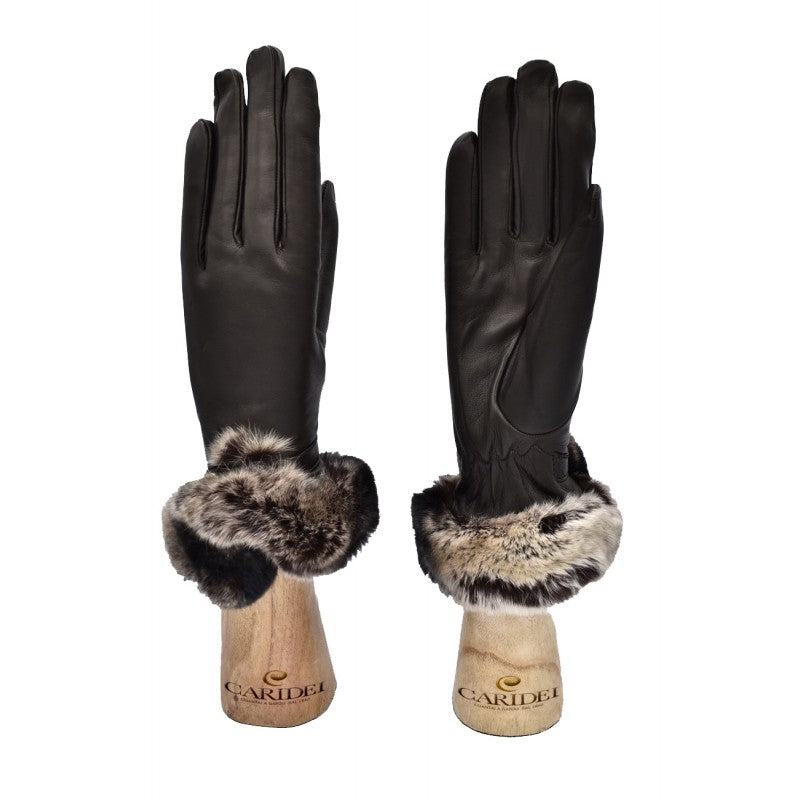 Leather glove with fur cuff