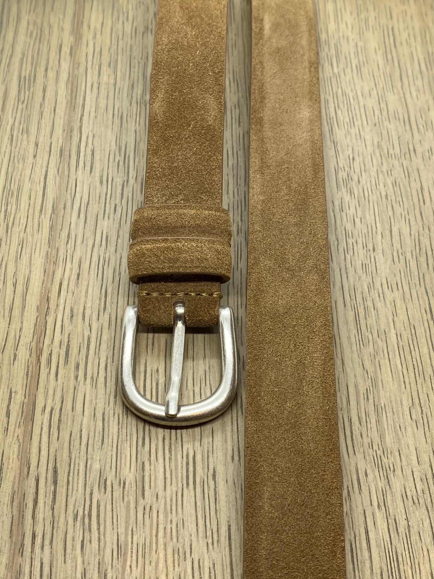 Round Seam Suede Belt