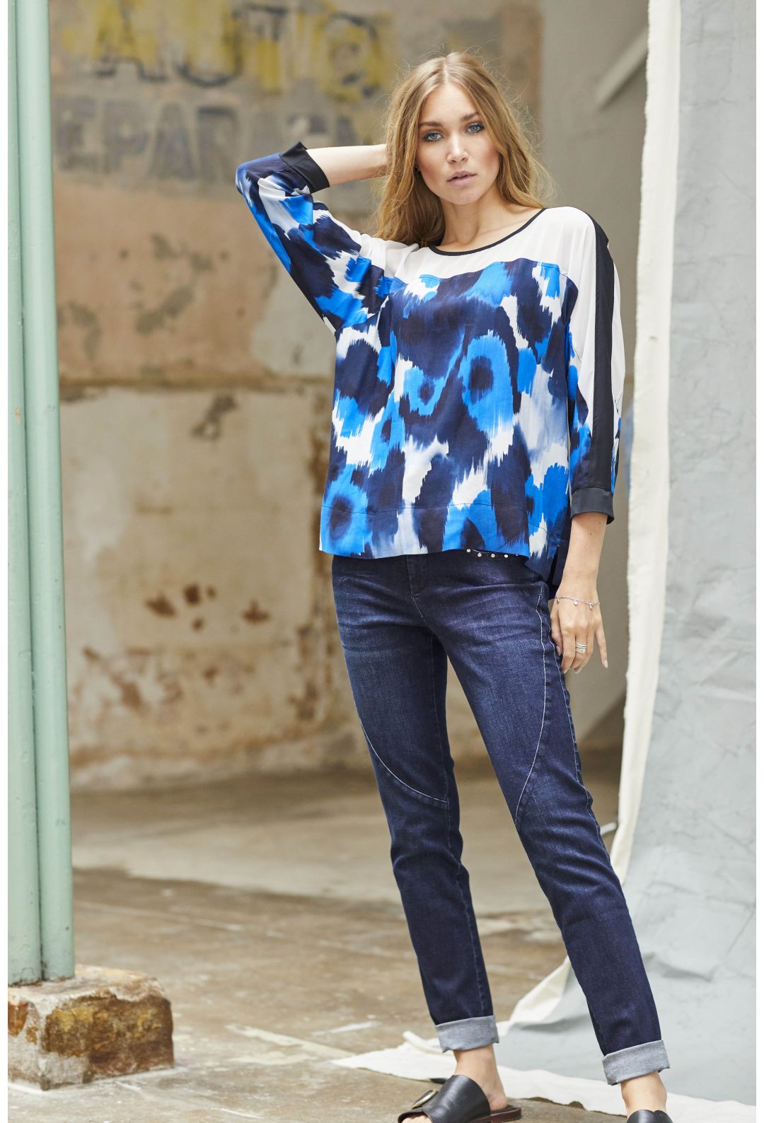 STUDDED POCKET DENIM PANT