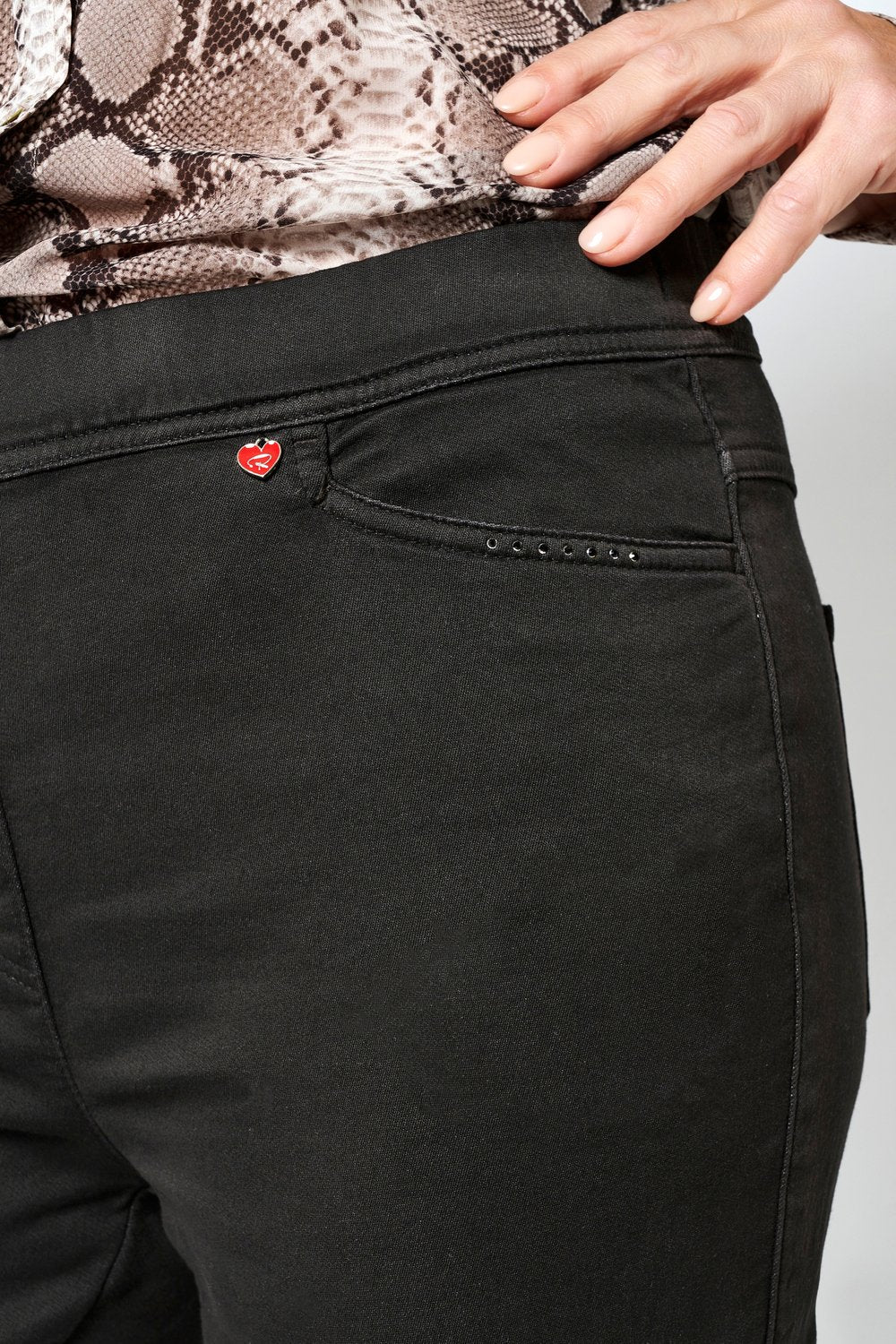 Studded Pocket Pull-On Pant