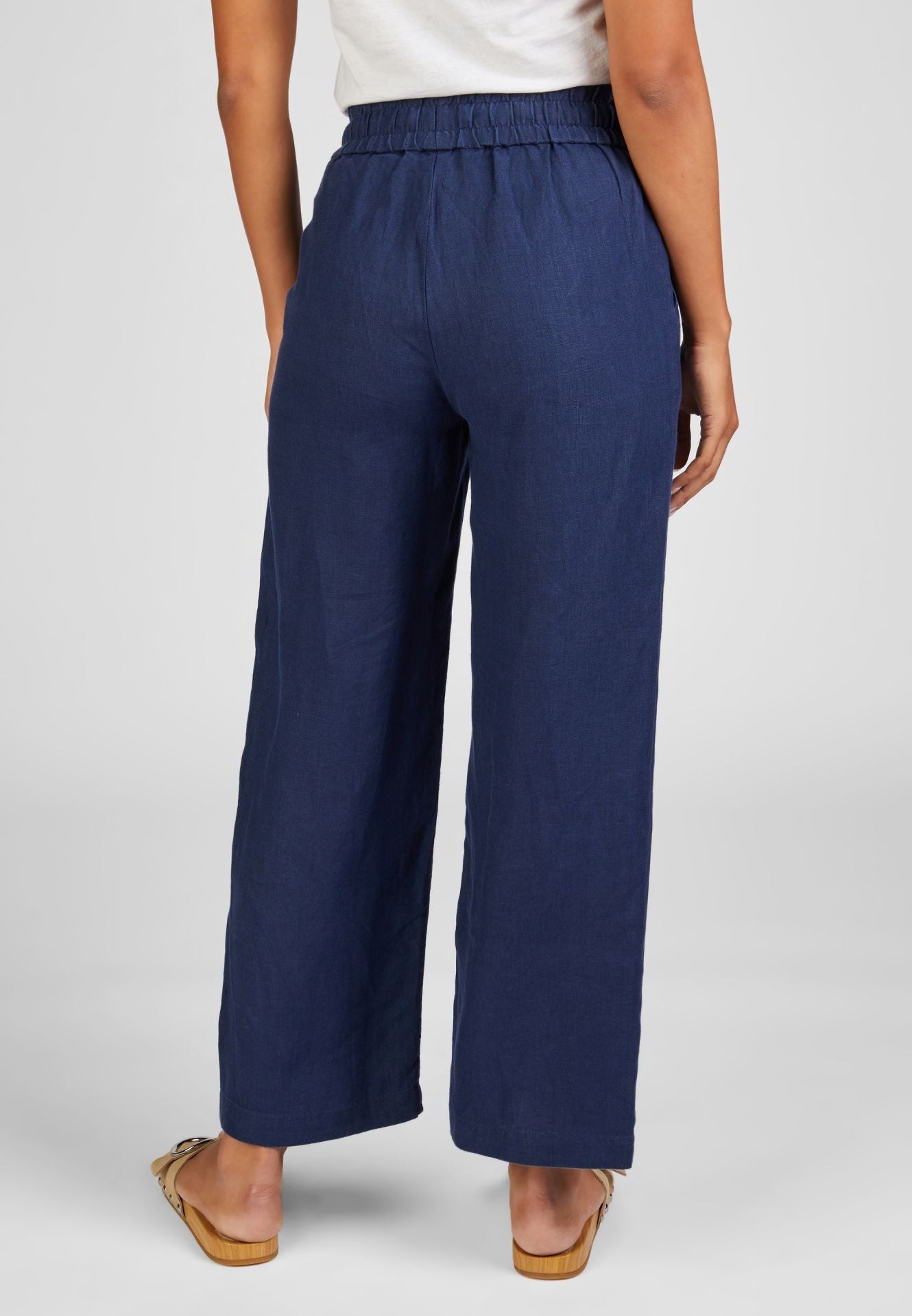 Linen Freestyle Cropped Trousers