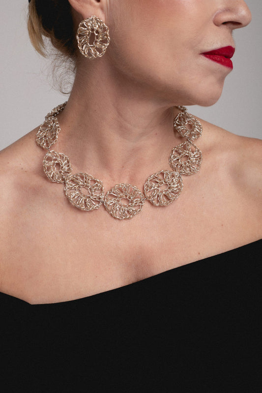 Silver/Gold-Plated Crochet Flowers Choker