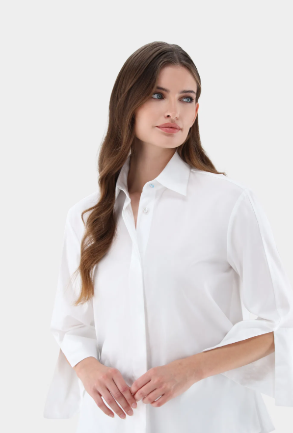 Boxy Shirt Blouse w. Side Slits