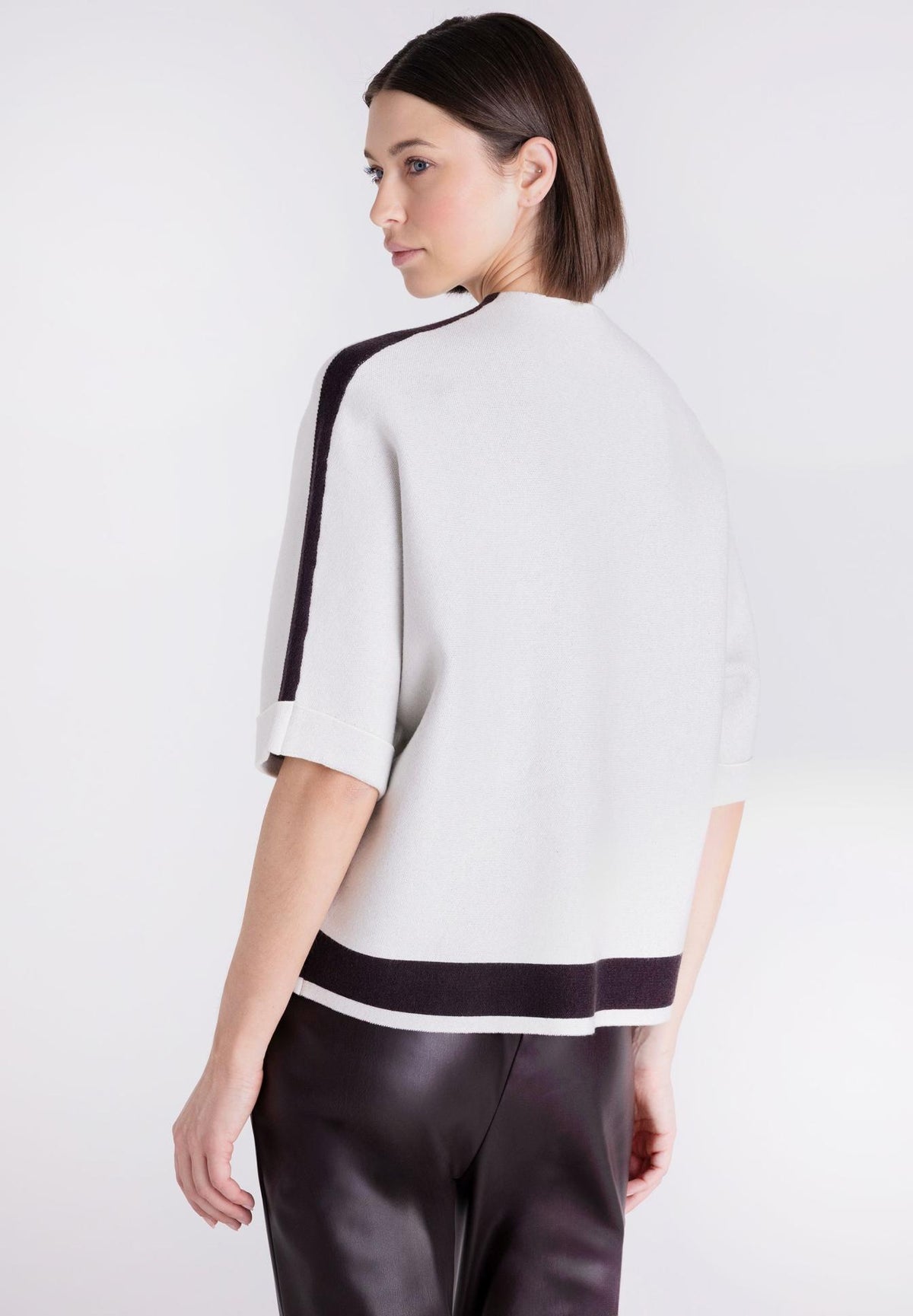 Fine-Knit Athleisure Strip Jumper