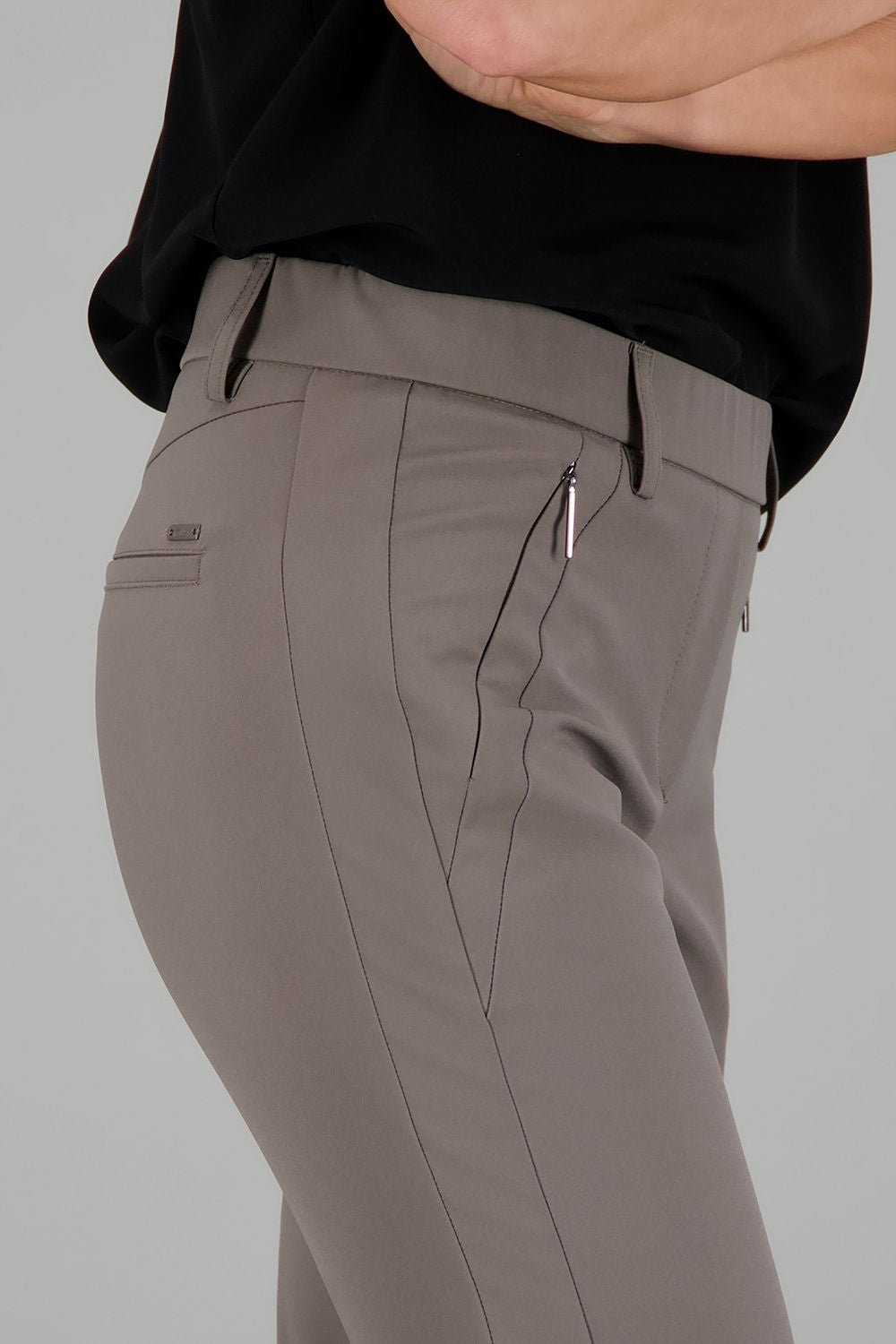 Pull On Angled Pocket Pant