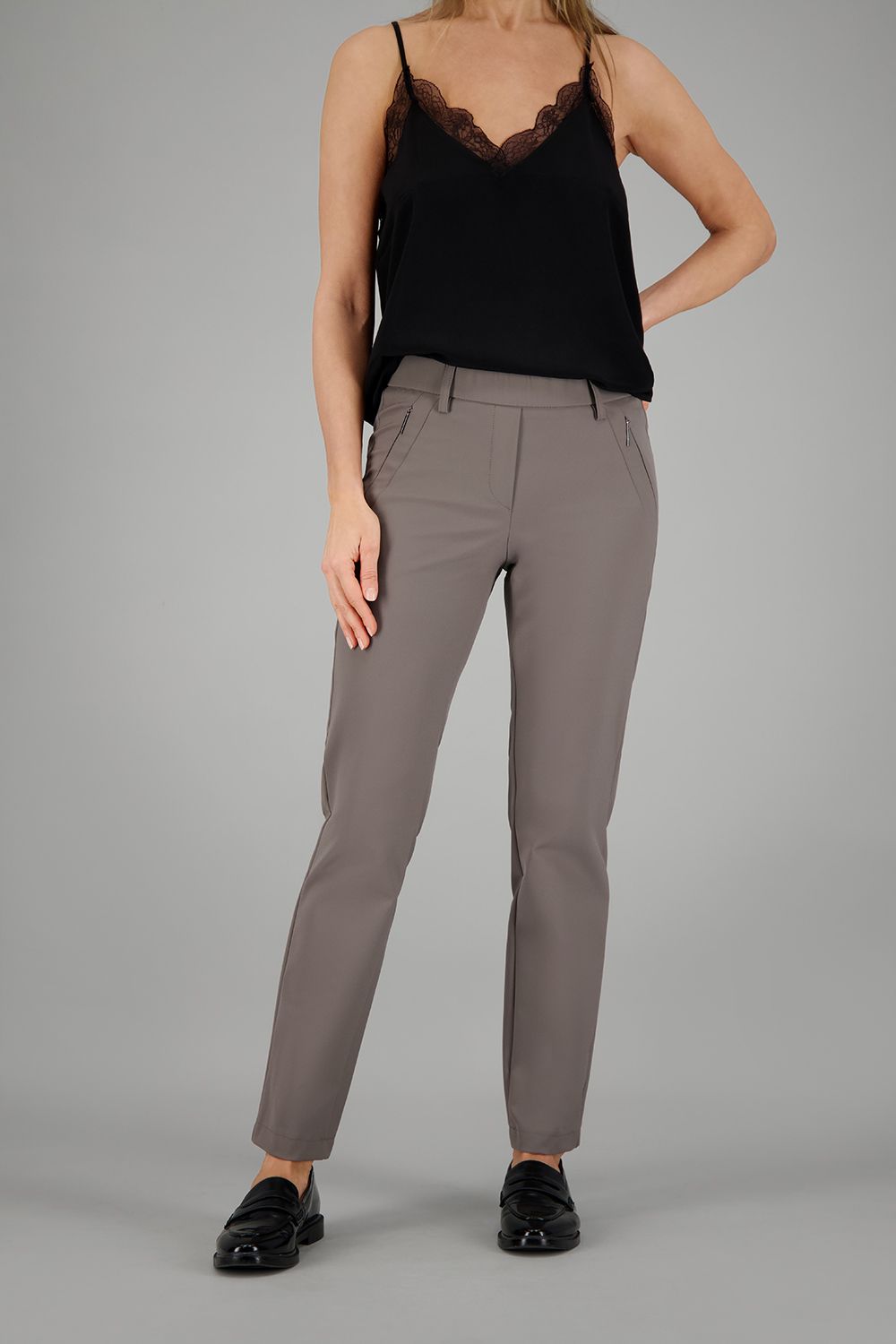 Pull On Angled Pocket Pant