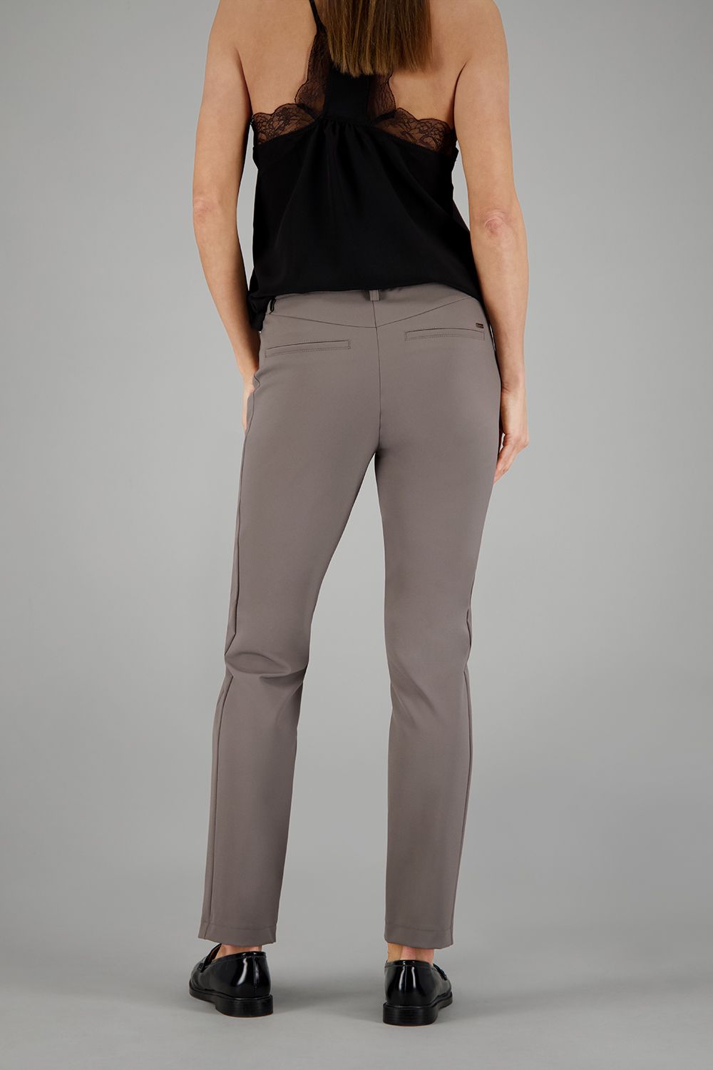 Pull On Angled Pocket Pant