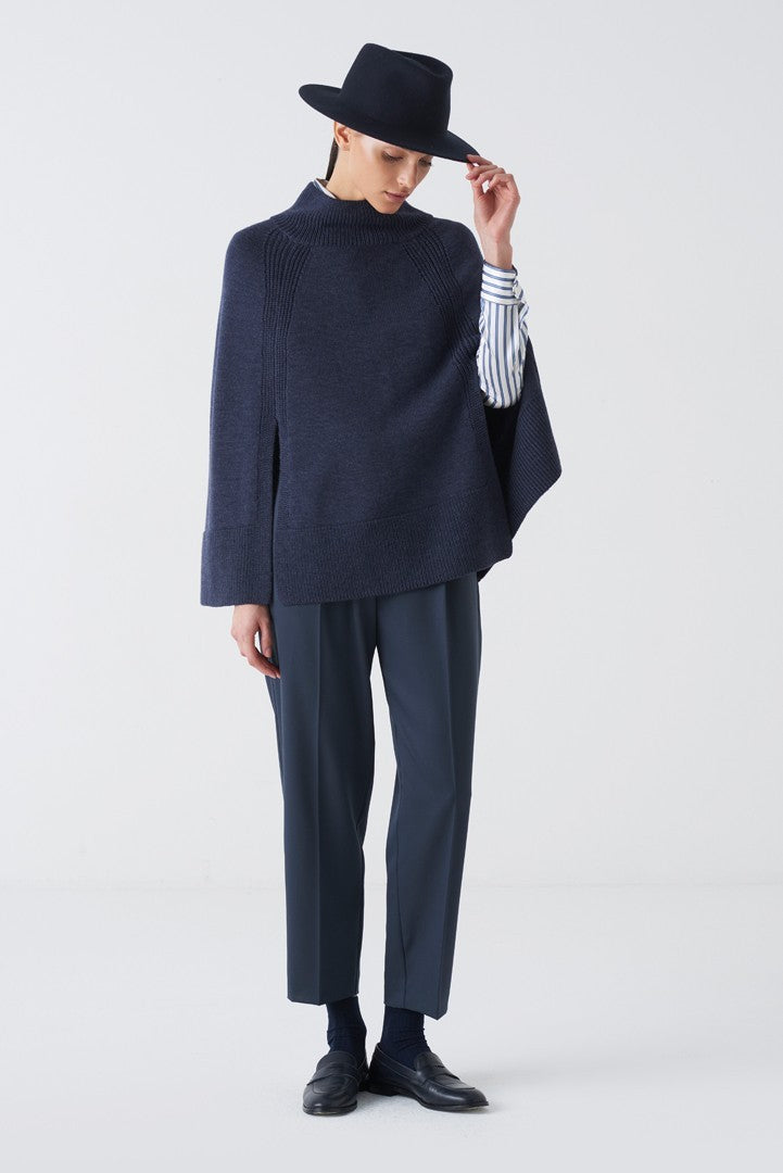 Double Slit Wool Caponcho