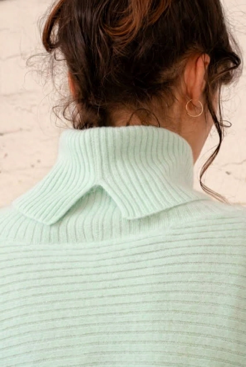 Roll-Neck Cocoon Cashmere Sweater