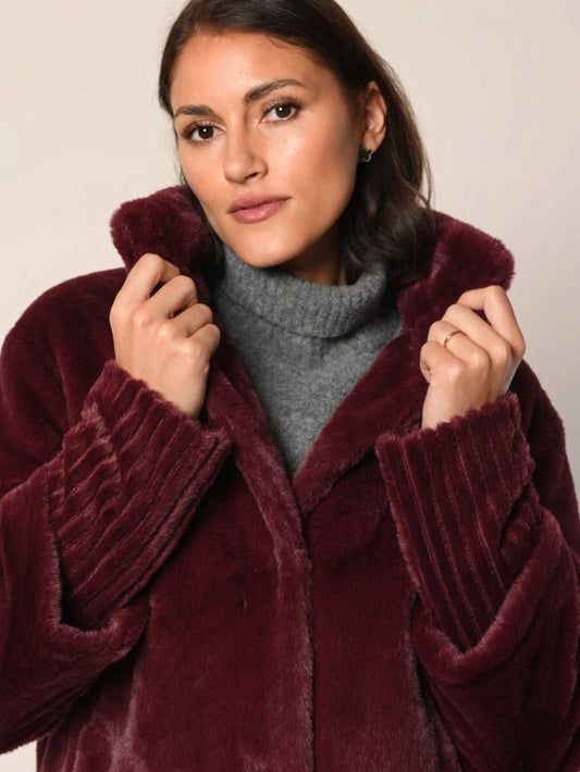 Ribbed Cuffs Faux Fur Jacket