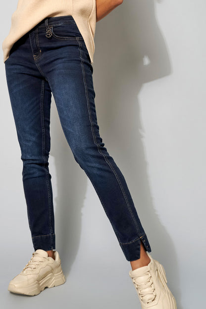 Dyed Mid-Rise Skinny Jean