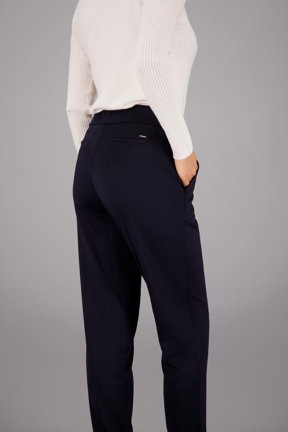 Houndstooth Micro-Jersey Pant